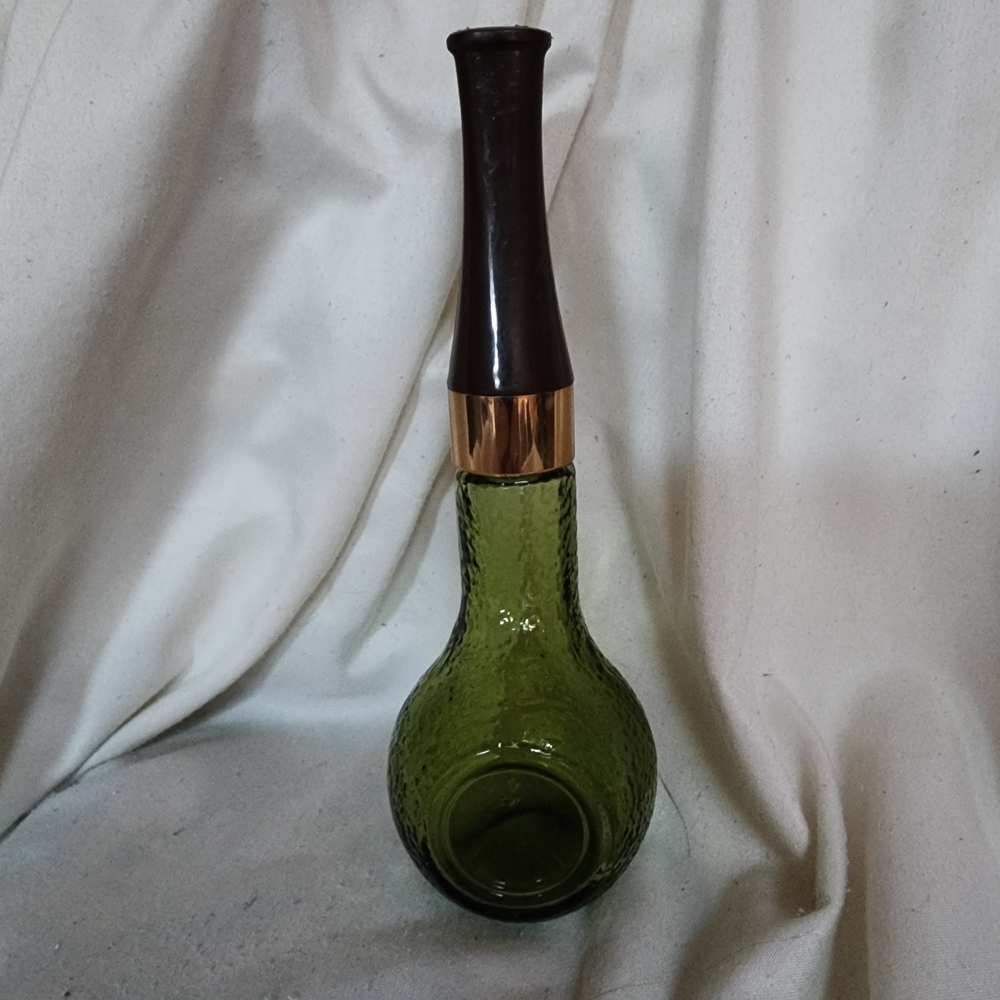 Avon Textured Green Pipe with Dark Brown Top